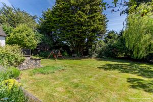 Photo 6- click for photo gallery